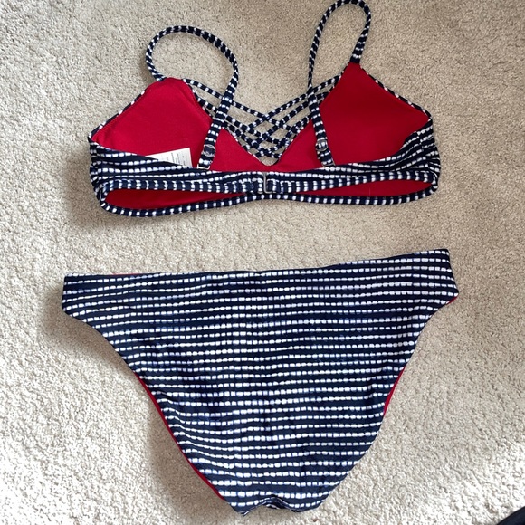 Hollister Bikini Set - Picture 3 of 4